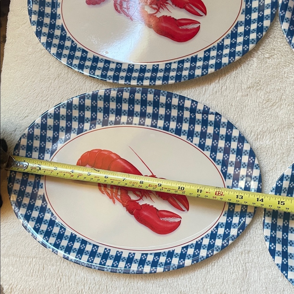 LOBSTER PLATES:Blue & Red plastic Dinner size plates - Picture 2 of 6